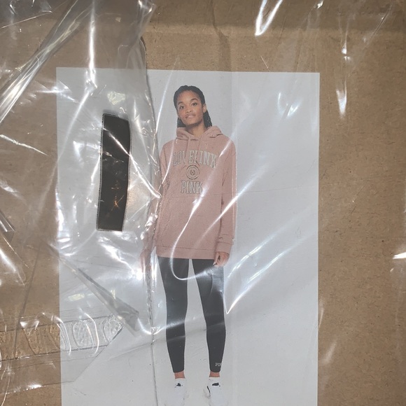 🆕VS PINK LOGO GIFT SET. NIB! - Picture 5 of 6